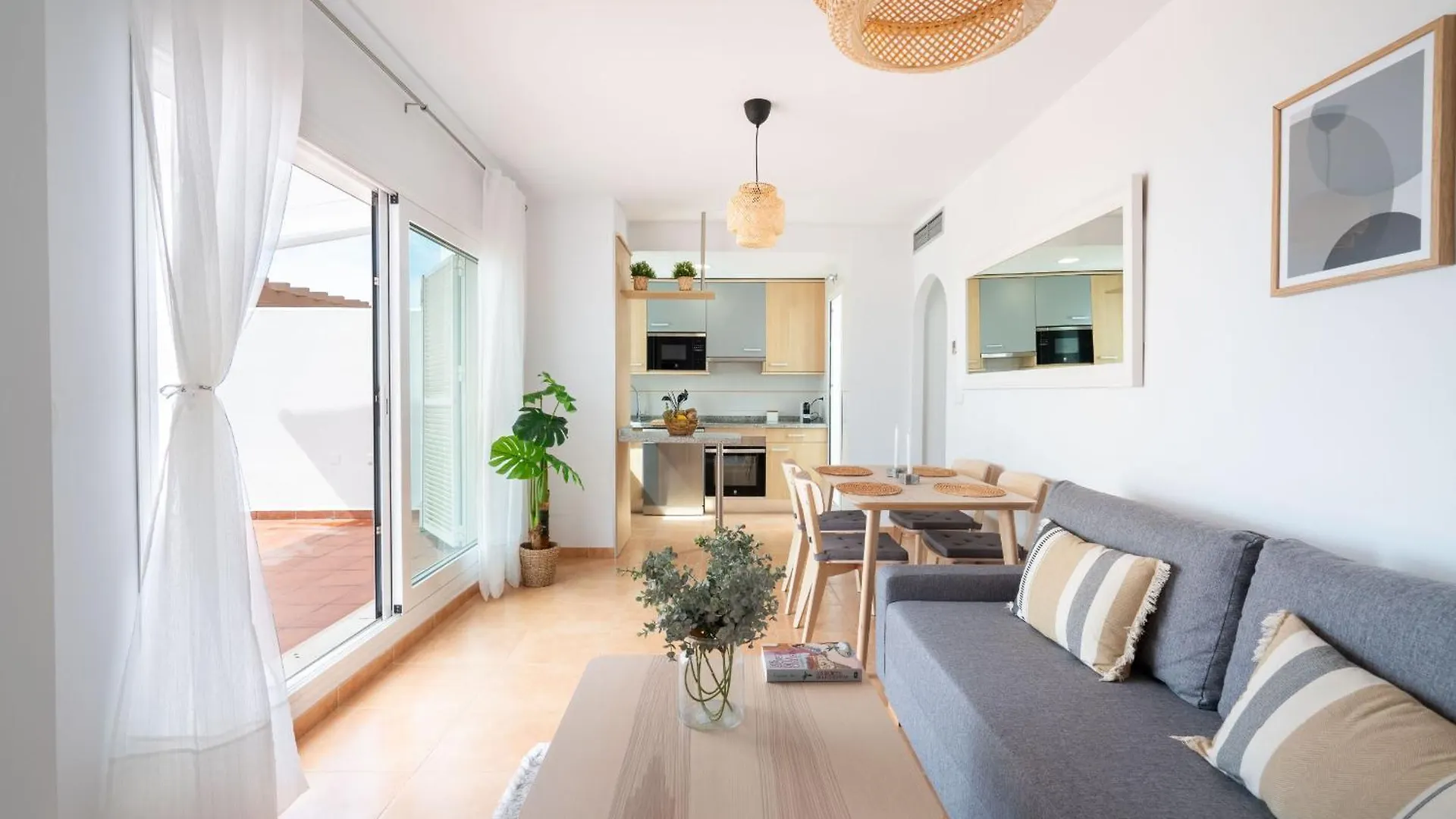 Almeriasuite Mojacar Breeze Apartments